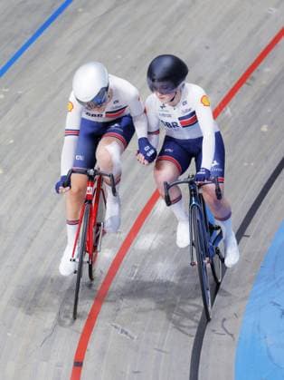 2025 UCI Junior Track World Championships Picture by Alex Whitehead SWpix.com - 24 08 2025 - Cycling - 2025 UCI Junior Track World Championships - Omnisport, Apeldoorn, Netherlands - Women Madison Final - Erin Boothman and Phoebe Taylor (Great Britain) Omnisport Apeldoorn Netherlands Copyright: x xSWpix.comx(t axPhotographyxHubxLtd)xAlexxWhitehead SWpix.comx SWP-3065-0020