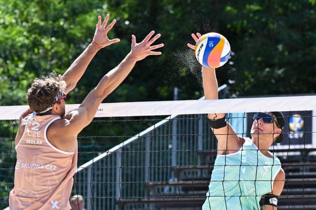 From left Jiri Sedlak (Czechia), Adrian Petruf (Slovakia) in action during the Brno Beach Pro, Beach volleyball, Beachvolleyball tournament of Futures category in Brno, Czech Republic, August 24, 2025. (CTKxPhoto VaclavxSalek) CTKPhotoP2025082402969  CTKPhotoP2025082402969