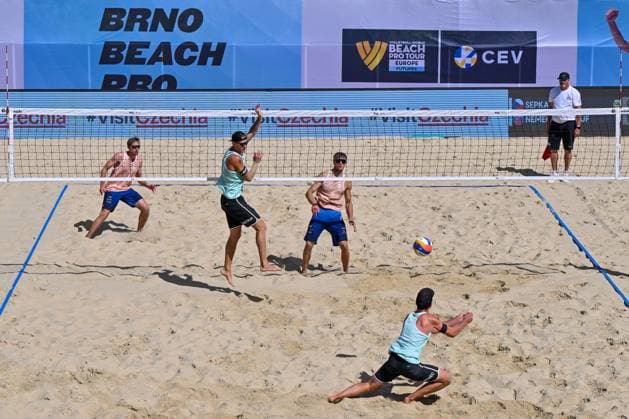 From left Jakub Sepka (Czechia) Adrian Petruf (Slovakia), Jiri Sedlak (Czechia), Lubos Nemec (Slovakia) in action during the Brno Beach Pro, Beach volleyball, Beachvolleyball tournament of Futures category in Brno, Czech Republic, August 24, 2025. (CTKxPhoto VaclavxSalek) CTKPhotoP2025082403003  CTKPhotoP2025082403003
