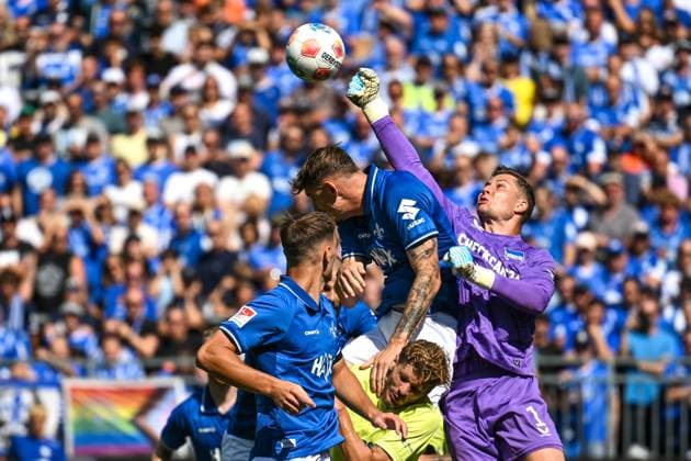 Tjark Ernst Hertha BSC, 01 on the ball, GER, SV Darmstadt 98 vs Hertha BSC, Football, 2 Bundesliga, Matchday 3, Season 2025 2026, 24 08 2025 DFL regulations prohibit any use of photographs as image sequences and or quasi video GER, SV Darmstadt 98 vs Hertha BSC, Football, 2 Bundesliga, Matchday 3, Season 2025 2026, 24 08 2025 Darmstadt Copyright: xEibner-Pressefoto FlorianxWiegandx EP_FWD