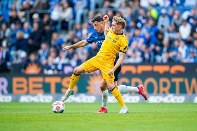 24 08 2025 Soccer, 2025 2026, 2 Bundesliga, 3 Matchday, DSC Arminia Bielefeld SG Dynamo Dresden L R Stefano Russo Bielefeld , Luca Herrmann Dresden DFL REGULATIONS PROHIBIT ANY USE OF PHOTOGRAPHS AS IMAGE SEQUENCES AND OR QUASI VIDEO