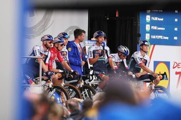 Halle Saale , Sachsen Anhalt, Germany, 24 08 2025 Marketplace Lidl Deutschland Tour 2025 4 Stage Halle Saale Magdeburg Team of Red Bull Bora Hansgrohe, Florian Lipowitz gives an interview Copyright: xdtsxNachrichtenagenturx dts_78691