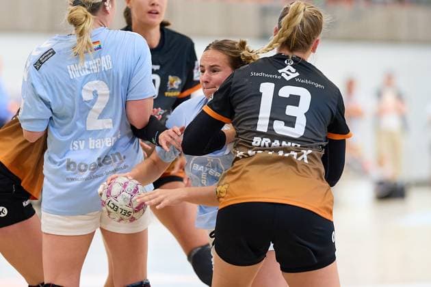 no way through for Sophia Tormann TSV Bayer 04 Leverkusen, 10 GER, VfL Waiblingen TSV Bayer 04 Leverkusen, Handball, DHB Pokal, 1 round, Women, 2025, 24 08 2025 GER, VfL Waiblingen TSV Bayer 04 Leverkusen, Handball, DHB Pokal, 1 round, Women, 2025, 24 08 2025 Waiblingen Copyright: xEibner-Pressefoto GeraldxOelze-dexStoppanyx EP-ODS