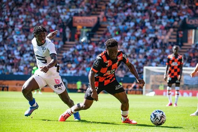 FOOTBALL : FC Lorient vs Stade Rennais - Ligue 1 - JournÃ e 2 - 24 08 2025 Arsene Kouassi (FC Lorient) Mahamadou Nagida (Stade Rennais) LorientFrance  Copyright: xBaptistexAutissierx