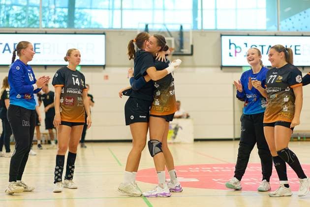 The VfL Waiblingen TIGERS team is delighted to have won and progressed to the next round of the cup GER, VfL Waiblingen TSV Bayer 04 Leverkusen, Handball, DHB Cup, 1 round, Women, 2025, 24 08 2025 GER, VfL Waiblingen TSV Bayer 04 Leverkusen, Handball, DHB Cup, 1 round, Women, 2025, 24 08 2025 Waiblingen Copyright: xEibner-Pressefoto GeraldxOelze-dexStoppanyx EP-ODS