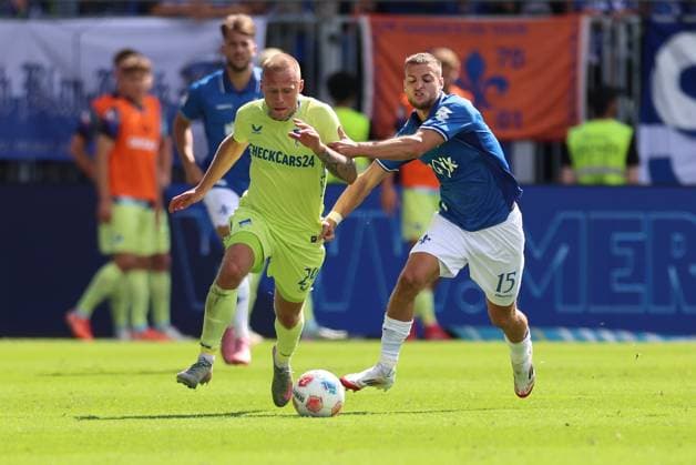 24 08 2025, xdcx, Soccer 2 Bundesliga, SV Darmstadt 98 Hertha BSC Berlin, emonline, emspor, despor, v l , Jon Dagur Thorsteinsson Hertha BSC Berlin , Fabian Nürnberger SV Darmstadt 98 DFL DFB REGULATIONS PROHIBIT ANY USE OF PHOTOGRAPHS AS IMAGE SEQUENCES AND OR QUASI VIDEO Copyright: HMBxMedia Claus