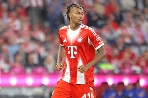 41 Jonah Kusi Asare FCB portrait, Portrait, Football 1 BL FC Bayern Munich RB Leipzig 22 08 2025 Allianz Arena PHOTO Mladen Lackovic LakoPress