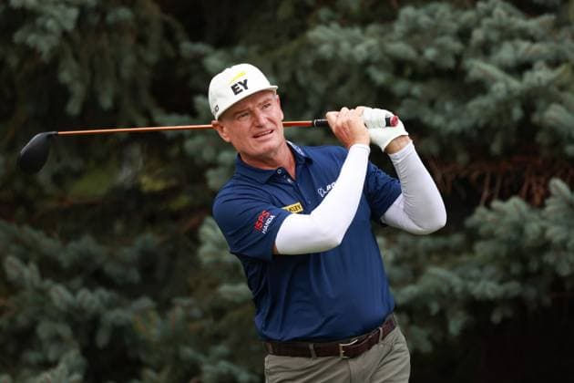 The Ally Challenge GRAND BLANC,MICHIGAN-AUGUST 24: Ernie Els of South Africa hits from the 2nd tee during the final round of The Ally Challenge presented by McLaren at Warwick Hills Golf & Country Club, Grand Blanc, MI, USA Sunday, August 24, 2025. Grand Blanc Michigan United States  Copyright: xAmyxLemusx originalFilename:lemus-theallyc250824_nppzg.jpg