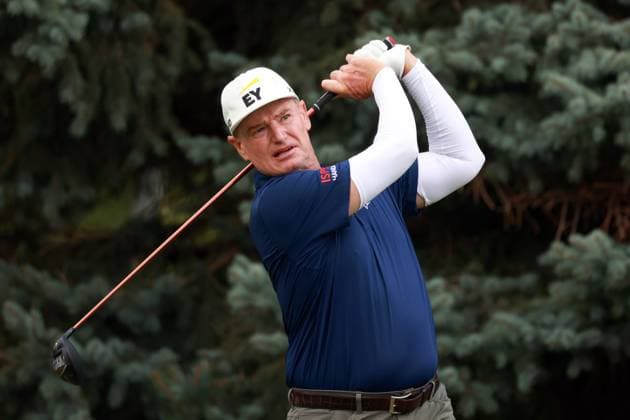 The Ally Challenge GRAND BLANC,MICHIGAN-AUGUST 24: Ernie Els of South Africa hits from the 2nd tee during the final round of The Ally Challenge presented by McLaren at Warwick Hills Golf & Country Club, Grand Blanc, MI, USA Sunday, August 24, 2025. Grand Blanc Michigan United States  Copyright: xAmyxLemusx originalFilename:lemus-theallyc250824_nprO5.jpg