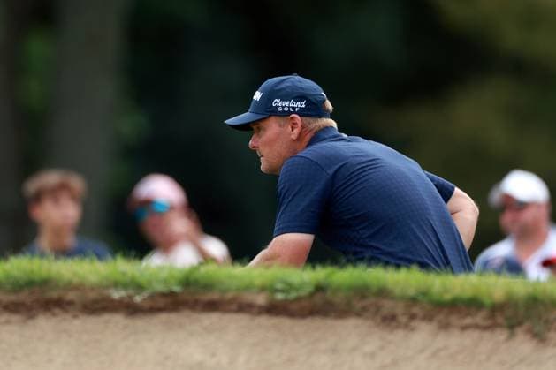 The Ally Challenge GRAND BLANC,MICHIGAN-AUGUST 24: Soren Kjeldsen of Denmark lines up his putt on the first green during the final round of The Ally Challenge presented by McLaren at Warwick Hills Golf & Country Club, Grand Blanc, MI, USA Sunday, August 24, 2025. Grand Blanc Michigan United States  Copyright: xAmyxLemusx originalFilename:lemus-theallyc250824_npvea.jpg