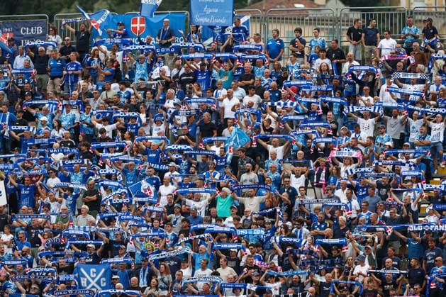 CALCIO - Serie A - Como 1907 vs SS Lazio Como 1907 supporter during Como 1907 vs SS Lazio, Italian soccer Serie A match in Como, Italy, August 24 2025 Como Italy  Copyright: xIPAxSport ABACAx