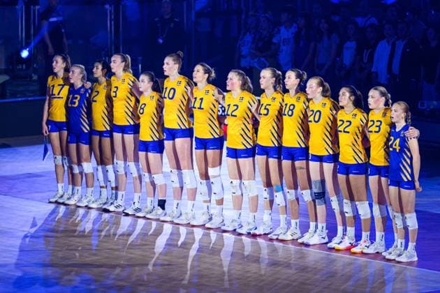 250824 Players of Sweden during the women s volleyball world championship match between Thailand and Sweden on August 24, 2025 in Bangkok Photo Kaikungwon Duanjumroon BILDBYRAN code XY XY0072 volleyball volleyball women vm thailand sverige bbeng  Copyright: KaikungwonxDuanjumroon BB250824ZM007