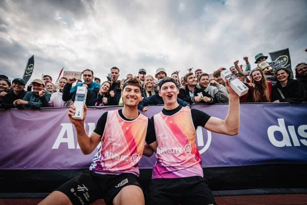 Beach volleyball men Allianz German Beach Tour 2025 Tourstop Berlin 24 08 2025 f l Max Just and Philipp Huster win the tournament in Berlin Berlin Funkhaus Beach Berlin Germany