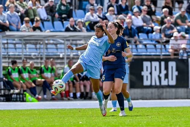 24 08 2025, Football, 2 Womens Bundesliga, 2025 2026, 1 Matchday, FC Viktoria Berlin 1889 Berlin SG 99 Andernach Maya Hahn 11 Viktoria Berlin tries to get the ball under control