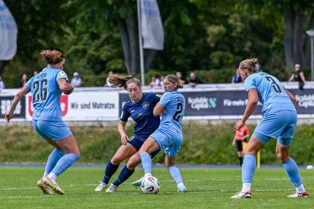 24 08 2025, Football, 2 Womens Bundesliga, 2025 2026, 1 Matchday, FC Viktoria Berlin 1889 Berlin SG 99 Andernach Leonie Krump 10 Andernach with Sarah Klotz 2 Viktoria Berlin in a duel