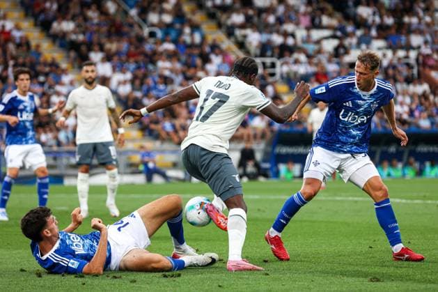 CALCIO - Serie A - Como 1907 vs SS Lazio Jacobo Ramon (Como 1907), Nuno Tavares (SS Lazio), Mergim Vojvoda (Como 1907) during Como 1907 vs SS Lazio, Italian soccer Serie A match in Como, Italy, August 24 2025 Como Italy  Copyright: xIPAxSport ABACAx