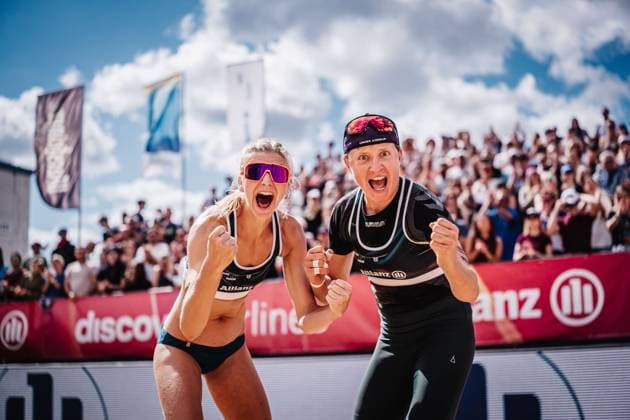 Beach volleyball women Allianz German Beach Tour 2025 Tourstop Berlin 24 08 2025 f l Nele Barber and Melanie Gernert celebrate after the victory Berlin Funkhaus Beach Berlin Germany