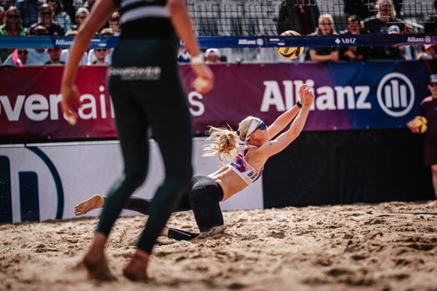 Beach Volleyball Women Allianz German Beach Tour 2025 Tourstop Berlin 24 08 2025 Anna Behlen jumps to the ball Berlin Funkhaus Beach Berlin Germany