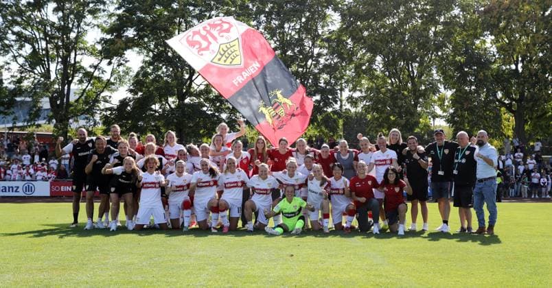 24 08 25 Women VfB Stuttgart FC Bayern Munich II Germany, Stuttgart, 24 08 2025, Soccer, Women, 2 Bundesliga, VfB Stuttgart FC Bayern Munich II 3 0 Winning team VfB Stuttgart final cheer