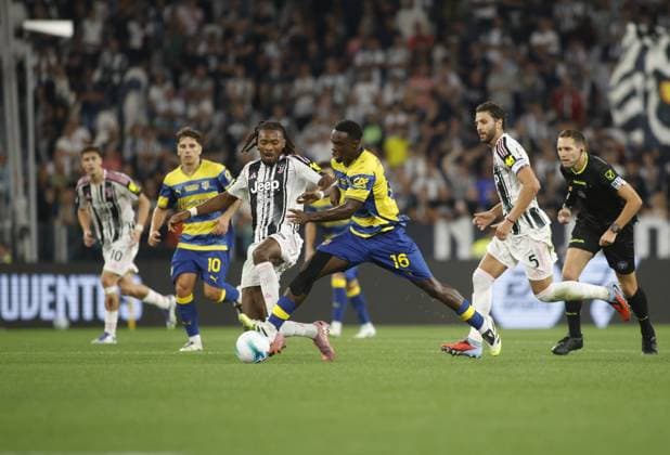 Khephren Thuram of Juventus FC and Mandela Keita of Parma Calcio 1913 during the Italian Serie A 2025 26 season, football match between Juventus FC and Parma Calcio 1913 on 24 August 2025 at Allianz Stadium in Turin, Italy. Photo Nderim Kaceli  Copyright: xNderimxKaceli IPAxSportx xipa-agency.netx xx IPA_63161154 IPA_Agency_IPA63161154