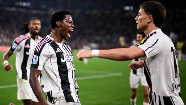 Juventus FC v Parma Calcio - Serie A Jonathan David of Juventus FC celebrates with Kenan Yildiz of Juventus FC after scoring a goal during the Serie A football match between Juventus FC and Parma Calcio. Turin Italy Copyright: xNicolòxCampox