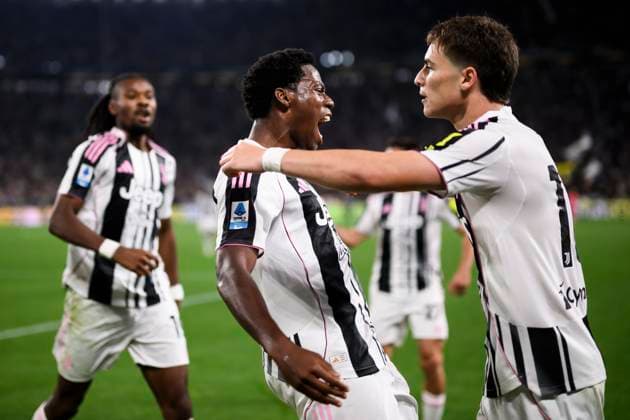 Juventus FC v Parma Calcio - Serie A Jonathan David of Juventus FC celebrates with Kenan Yildiz of Juventus FC after scoring a goal during the Serie A football match between Juventus FC and Parma Calcio. Turin Italy Copyright: xNicolòxCampox