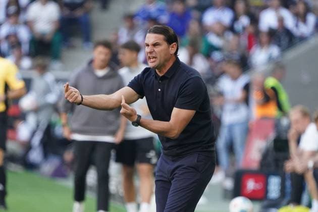 Football, 1 BL Season 2025 2026 Borussia Mönchengladbach vs Hamburger SV , 24 08 2025, Stadium in Borussia Park Mönchengladbach, Gerardo Seoane, Coach, Borussia Mönchengladbach, Action, Single image