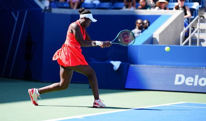 Victoria Mboko in first round action 2025 US Open, Day Two, USTA Billie Jean King National Tennis Center, New York, USA - 25 Aug 2025New York USTA Billie Jean King National T New York (NY) United States of America  Copyright: xJavierxGarcia Shutterstockx 15451864a