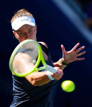 Barbora Krejcikova in first round action 2025 US Open, Day Two, USTA Billie Jean King National Tennis Center, New York, USA - 25 Aug 2025New York USTA Billie Jean King National T New York (NY) United States of America  Copyright: xJavierxGarcia Shutterstockx 15451864b