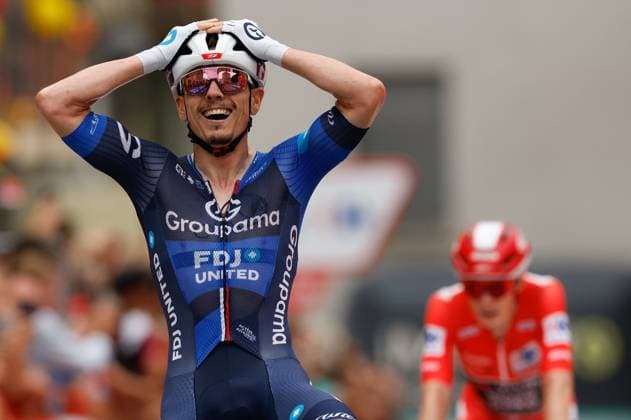 French rider David Gaudu of team Groupama-FDJ celebrates his victory following the third stage of 80th Vuelta a Espana cycling tour in Ceres, Italy, 25 August 2025. The stage covered 134 km between San Maurizio Canavese and Ceres. Third stage of Vuelta a Espana tour !ACHTUNG: NUR REDAKTIONELLE NUTZUNG!  Copyright: xJavierxLizonx GRAF2642 20250825-55017735151_1