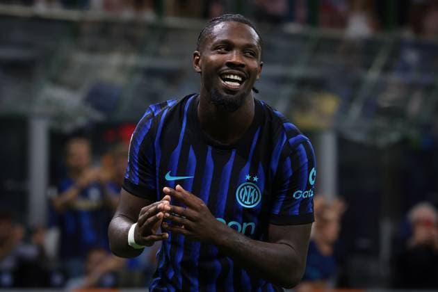 Milan, Italy, 25th August 2025. Marcus Thuram of FC Internazionale celebrates after scoring to give the side a 2-0 lead during the Internazionale vs Torino Serie A match at Giuseppe Meazza, Milan. Picture credit should read: Jonathan Moscrop Sportimage EDITORIAL USE ONLY. No use with unauthorised audio, video, data, fixture lists, club league logos or live services. Online in-match use limited to 120 images, no video emulation. No use in betting, games or single club league player publications. SPI_009_JM_INTER_TORO SPI-4078-0009