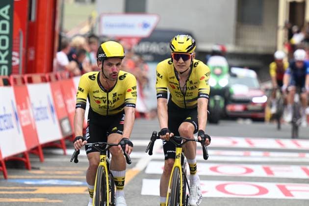 25-08-2025 Vuelta A Espana; Tappa 03 San Maurizio Canavese - Ceres; 2025, Visma - Lease A Bike; Campenaerts, Victor; Kelderman, Wilko; Ceres; 