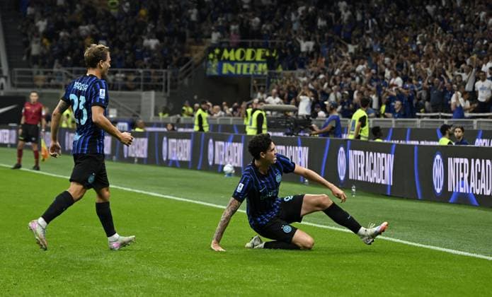 Foto IPP Paolo Bona Milano 25 08 2025 Campionato Serie A di Calcio stagione 2025 2026 partita Inter-Torino Nella foto Alessandro Bastoni esulta dopo il gol del 1-0 Italy Photo Press Worldwide Copyright italy Italy ITALY  Copyright: xR4924_italyphotopressx