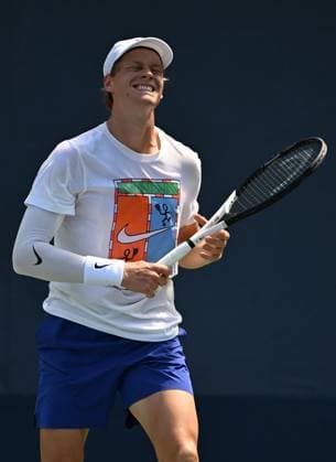 FLUSHING NY- AUGUST 25: Jannik Sinner is seen on the practice court at the USTA Billie Jean King National Tennis Center on August 25, 2025 in Flushing Queens. Copyright: xmpi04 MediaPunchx