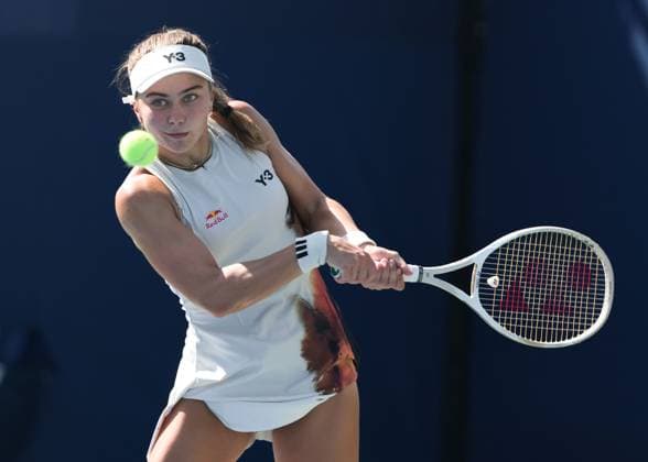 Iva Jovic USA , US Open Championships 2023, USTA Billie Jean King National Tennis Center, Flushing Meadows, New York, USA Copyright: xJuergenxHasenkopfx