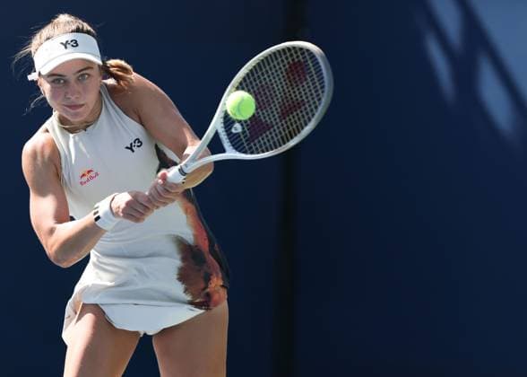 Iva Jovic USA , US Open Championships 2023, USTA Billie Jean King National Tennis Center, Flushing Meadows, New York, USA Copyright: xJuergenxHasenkopfx
