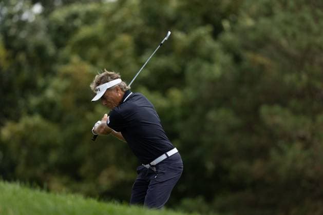 The Ally Challenge GRAND BLANC,MICHIGAN-AUGUST 24: Bernhard Langer of Germany plays his fairway shot toward the ninth green during the final round of The Ally Challenge presented by McLaren at Warwick Hills Golf & Country Club, Grand Blanc, MI, USA Sunday, August 24, 2025. United States  Copyright: xJorgexLemusx originalFilename:lemus-theallyc250824_npr1h.jpg