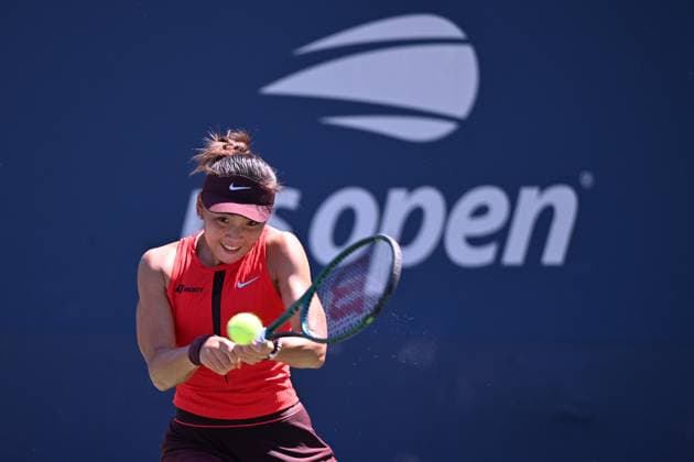 (250826) -- NEW YORK,, Aug. 26, 2025 -- Yuan Yue of China returns a shot during the women s singles first round match against Liudmila Samsonova of Russia at the 2025 US Open tennis championships in New York, the United States, on Aug. 25, 2025. ) (SP)U.S.-NEW YORK-TENNIS-US OPEN-WOMEN S SINGLES LixRui 