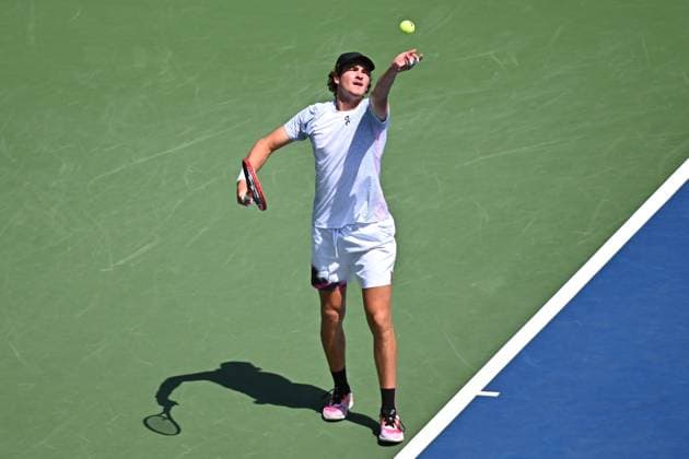 US Open - First Round Joao Fonseca (BRA) during his first round match at the 2025 US Open at Billie Jean National Tennis Center in New York City, NY, USA, on August 25, 2025. Photo by Corinne Dubreuil ABACAPRESS.COM New York City United States  Copyright: xDubreuilxCorinne ABACAx