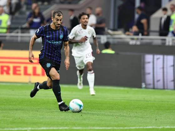 FC Internazionale v Torino FC - Serie A Henrikh Mkhitaryan participates in the Serie A 2025-2026 match between Inter and Torino in Milano, on August 25, 2025. Milano ITA Italy  Copyright: xLorisxRosellix originalFilename:roselli-intervto250825_npzQH.jpg