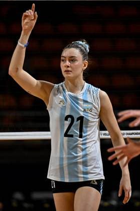 Argentina v Slovenia - FIVB Women s Volleyball World Championship, WM, Weltmeisterschaft NAKHON RATCHASIMA, THAILAND - AUGUST 26: Micaela Margarita Cabrera (21) of Argentina in action during the FIVB Women s Volleyball World Championship match between Argentina and Slovenia at Korat Chatchai Hall in Nakhon Ratchasima, Thailand, on August 26, 2025. Mustafa Hatipoglu Anadolu Nakhon Ratchasima Thailand. Editorial use only. Please get in touch for any other usage.  Copyright: x2025xAnadoluxMustafaxHatipoglux