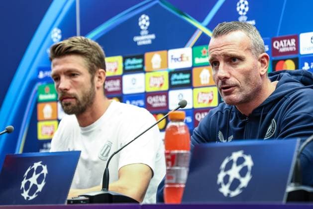 Club s Brandon Mechele and Club s head coach Nicky Hayen pictured during a press conference, PK, Pressekonferenz of belgian soccer team Club Brugge, in Brugge, on Tuesday 26 August 2025. The team will play the scottish team Glasgow Rangers on Wednesday, on the second leg of play-offs of the Champions League tournament. BRUNOxFAHY  x132449597x