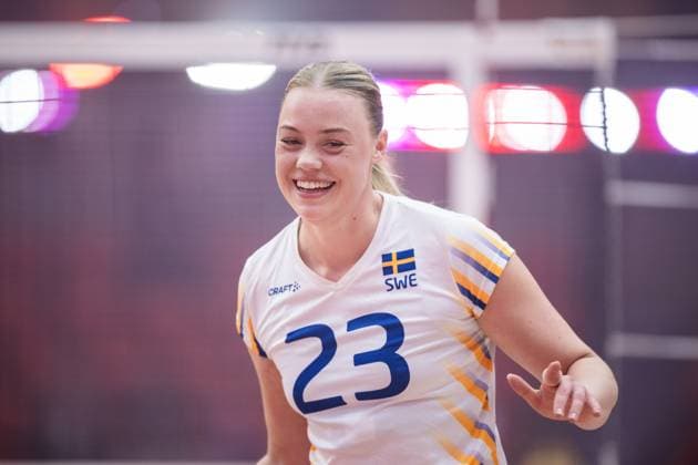 250826 Elsa Arrestad of Sweden during the women s volleyball world championship match between Sweden and Egypt on August 26, 2025 in Bangkok Photo Kaikungwon Duanjumroon BILDBYRAN code XY XY0070 volleyboll volleyball landslaget egypt sverige egypten national team sweden dam bbeng vm world championship  Copyright: KaikungwonxDuanjumroon BB250826BB253