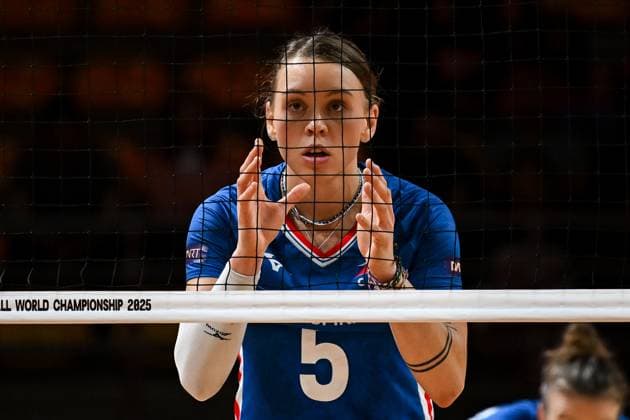 USA v Czechia - FIVB Women’s World Volleyball Championship NAKHON RATCHASIMA, THAILAND - AUGUST 26:Eva Svobodova (5) of Czechia in action during the FIVB Women s Volleyball World Championship, WM, Weltmeisterschaft match between USA and Czechia at Korat Chatchai Hall in Nakhon Ratchasima, Thailand, on August 26, 2025. Mustafa Hatipoglu Anadolu Nakhon Ratchasima Thailand. Editorial use only. Please get in touch for any other usage.  Copyright: x2025xAnadoluxMustafaxHatipoglux