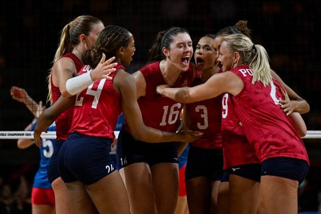 USA v Czechia - FIVB Women’s World Volleyball Championship NAKHON RATCHASIMA, THAILAND - AUGUST 26: Players of USA celebrate after a score during the FIVB Women s Volleyball World Championship, WM, Weltmeisterschaft match between USA and Czechia at Korat Chatchai Hall in Nakhon Ratchasima, Thailand, on August 26, 2025. Mustafa Hatipoglu Anadolu Nakhon Ratchasima Thailand. Editorial use only. Please get in touch for any other usage.  Copyright: x2025xAnadoluxMustafaxHatipoglux
