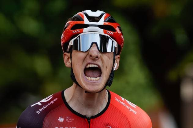 British rider Ben Turner of INEOS Grenadiers celebrates winning the fourth stage of La Vuelta cycling tour between Susa and Voiron, 26 August 2025. This stage covering 206,7 km is the last one held in Italy and France before teams depart for Spain to continue the race. Fourth stage of La Vuelta cycling tour !ACHTUNG: NUR REDAKTIONELLE NUTZUNG!  Copyright: xJavierxLizonx GRAF3106 20250826-55017742101_1
