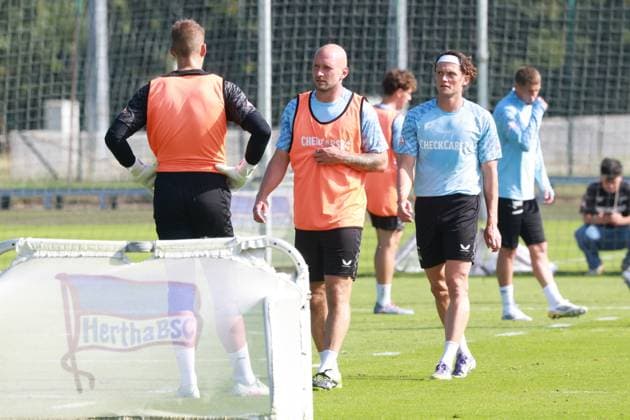 DEU, DFL, 2 FBL Hertha BSC, Training, 26 08 2025, Sportforum, Berlin, DEU, DFL, 2 FBL Hertha BSC, Training, im Bild Fabian Reese Hertha BSC Berlin 11 , Toni Leistner Hertha BSC Berlin 37 DFL regulations prohibit any use of Photographs as image sequences and or quasi video nordphotoxGmbHx xEngler nph00076