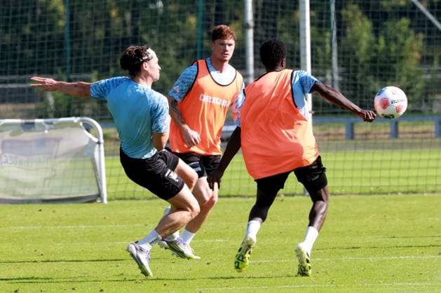DEU, DFL, 2 FBL Hertha BSC, Training, 26 08 2025, Sportforum, Berlin, DEU, DFL, 2 FBL Hertha BSC, Training, in the picture Fabian Reese Hertha BSC Berlin 11 , Sebastian Groenning Hertha BSC Berlin 17 , Boris Lum Hertha BSC Berlin 21 DFL regulations prohibit any use of Photographs as image sequences and or quasi video nordphotoxGmbHx xEngler nph00076