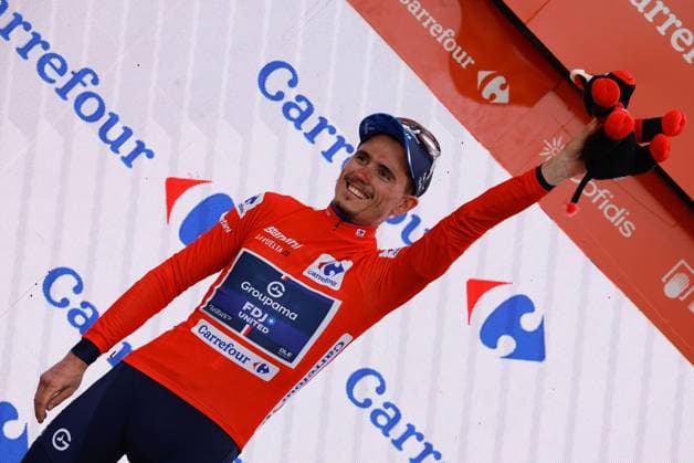 French rider David Gaudu of Groupama FDJ team wears the overall leader red jersey after the fourth stage of La Vuelta cycling tour between Susa and Voiron, 26 August 2025. This stage covering 206,7 km is the last one held in Italy and France before teams depart for Spain to continue the race. Fourth stage of La Vuelta cycling tour !ACHTUNG: NUR REDAKTIONELLE NUTZUNG!  Copyright: xJavierxLizonx GRAF3127 20250826-55017742359_1