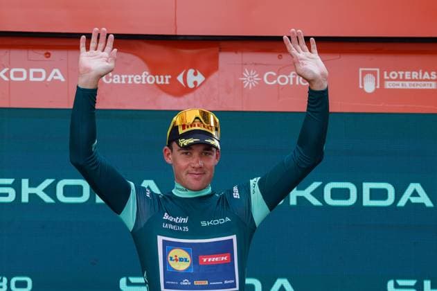 Danish rider Trek Mads Pedersen of Lidl team wears the points classification leader s green jersey after the fourth stage of La Vuelta cycling tour between Susa and Voiron, 26 August 2025. This stage covering 206,7 km is the last one held in Italy and France before teams depart for Spain to continue the race. Fourth stage of La Vuelta cycling tour !ACHTUNG: NUR REDAKTIONELLE NUTZUNG!  Copyright: xJavierxLizonx GRAF3130 20250826-55017742413_1